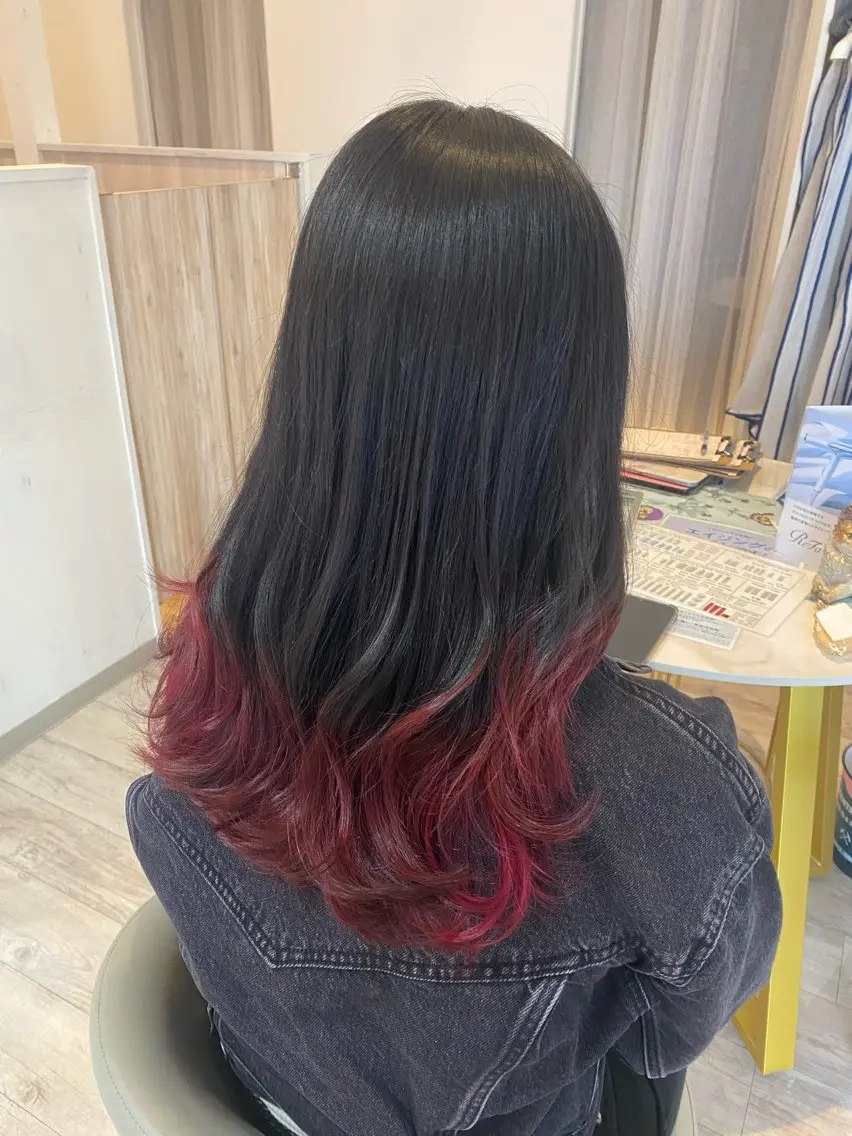 ロング ロング かまだ しおりのヘアスタイル