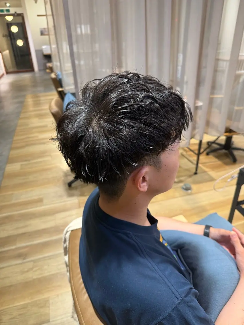パーマ メンズ カット パーマ フジイイブキ 髪質改善カラーのヘアスタイル