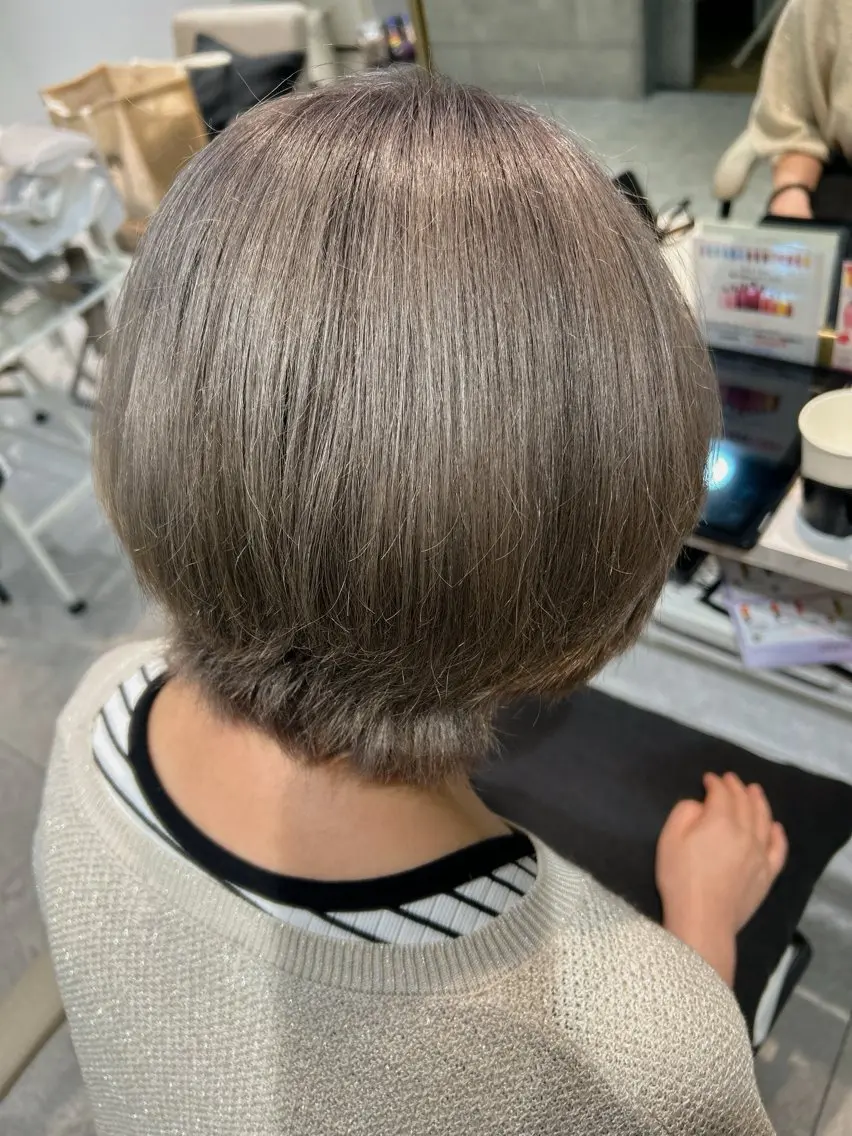 【👀ブリーチモデル大募集👀】✨✨ブリーチ+カラー+トリートメント✨✨の写真