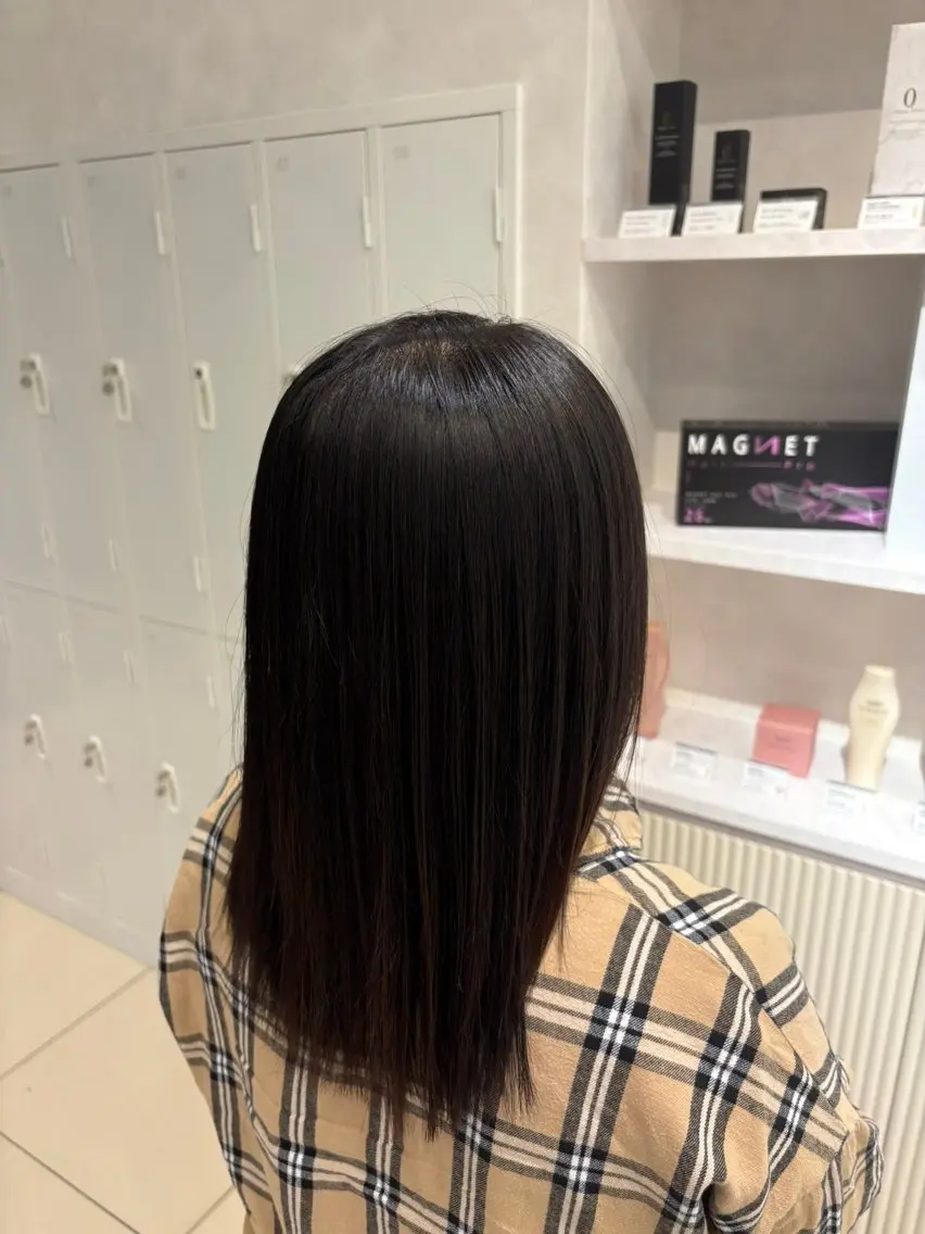 ミディアム 縮毛矯正 笹川 聖奈のヘアスタイル
