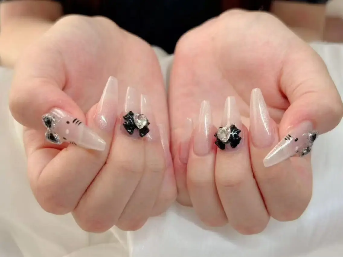 ネイル フットネイル フレンチネイル ジェルネイル ガラスフレンチ 韓国ネイル ハンドネイル ハンドケア The Nail 新大久保店のその他イメージ