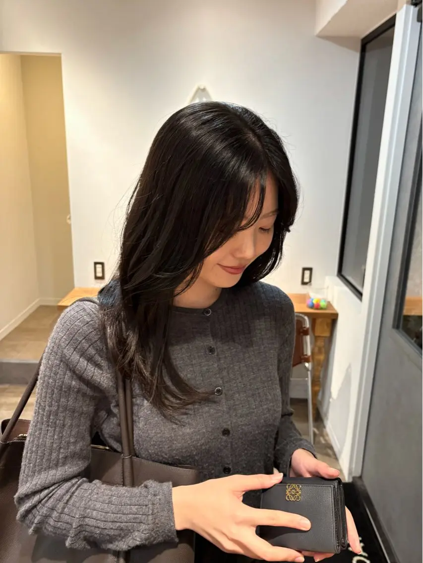 ロング ヘアカラー 高木 花のヘアスタイル