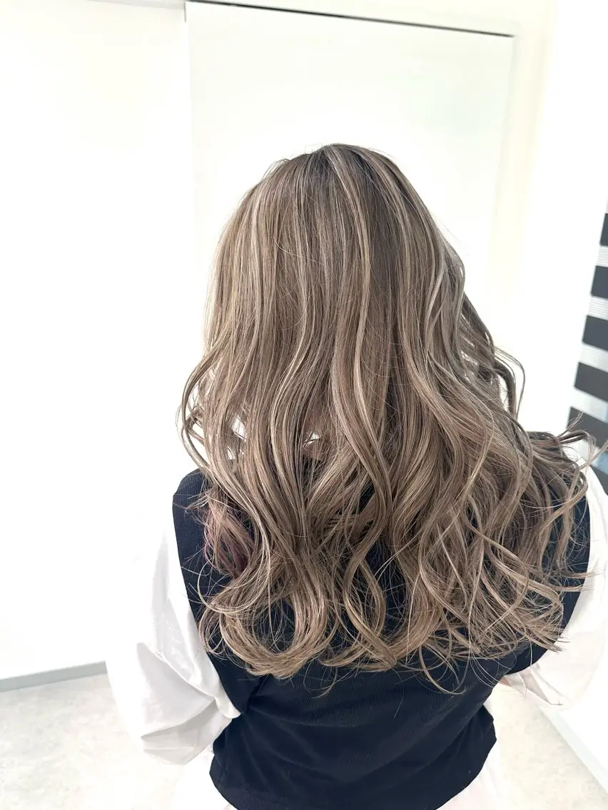 ロング カラー ヘアカラー 加藤 佑二のヘアスタイル