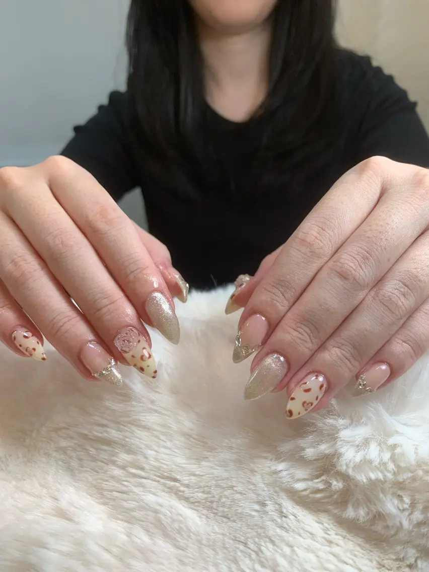 ネイル 桜ネイル 長さ出し フレンチネイル 韓国ネイル マグネットネイル ハンドネイル Kiwami nailsalonのネイルデザイン