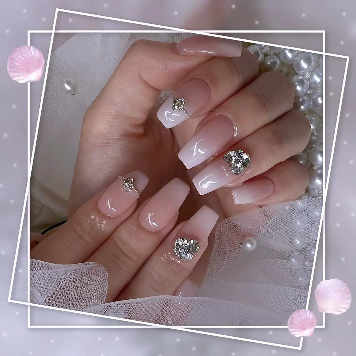 ネイル チークネイル ガーリー グラデーション マグネットネイル ピンク ハンドネイル ハンドケア Chill Nailsalonのネイルデザイン