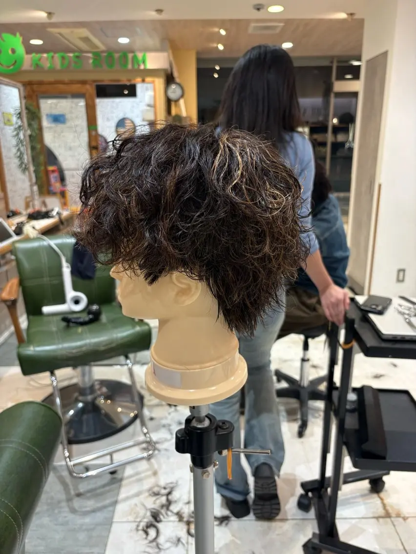 パーマ メンズ メンズパーマ シャドーパーマ 【メンズ特殊パーマ】 藤井奏汰のヘアスタイル