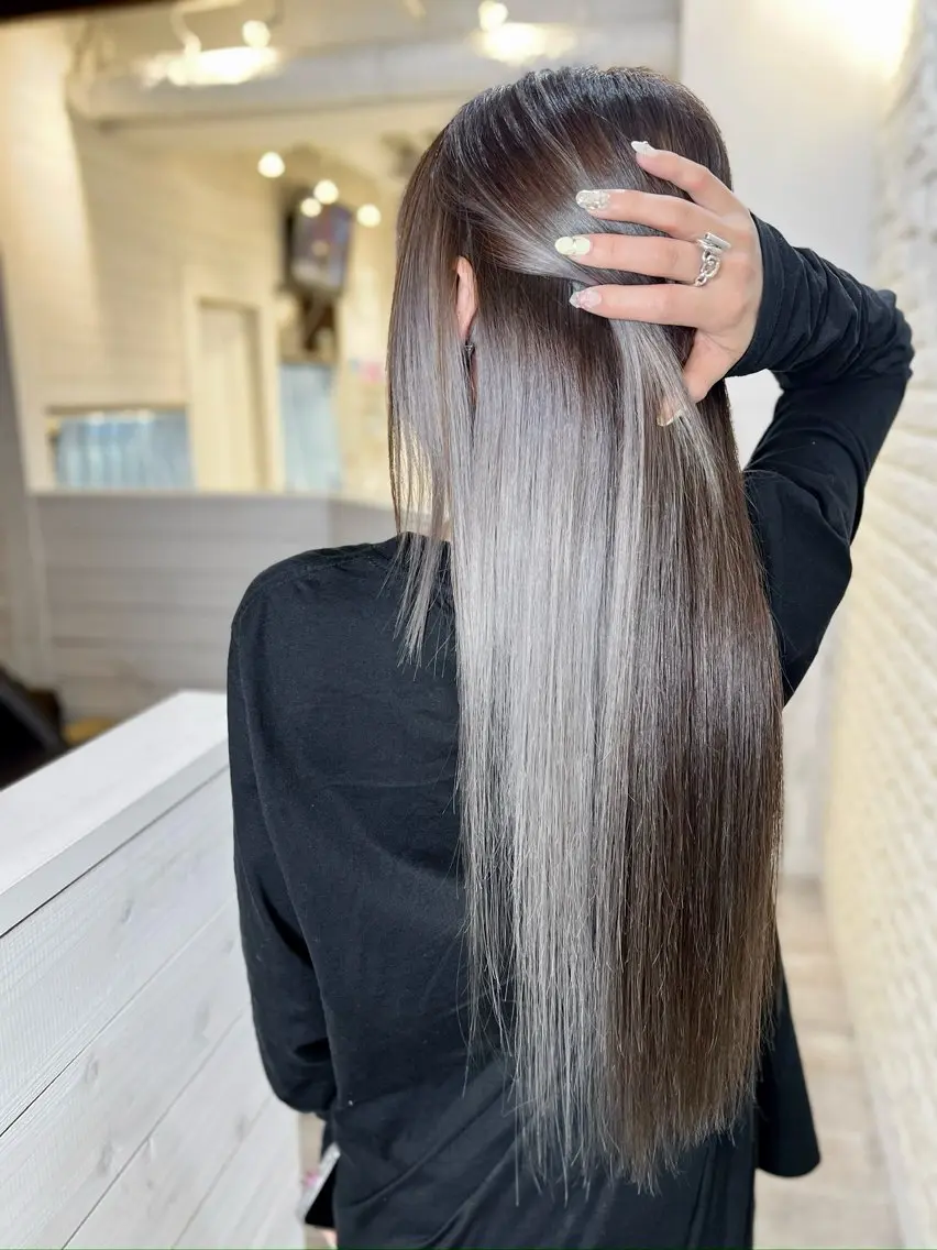 セミロング 次世代シールエクステ 錦糸町 小泉 朋之のヘアスタイル