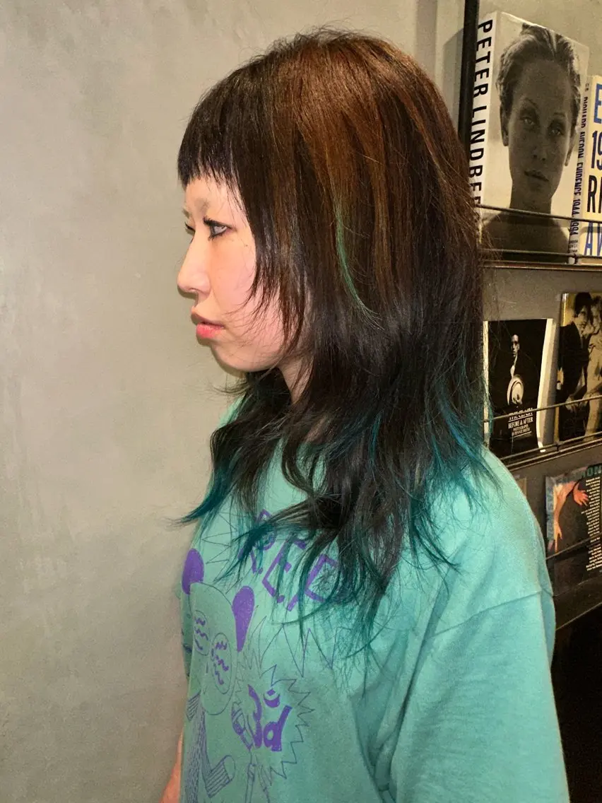カラー ヘアカラー トリートメント ヤマダ アオイのヘアスタイル