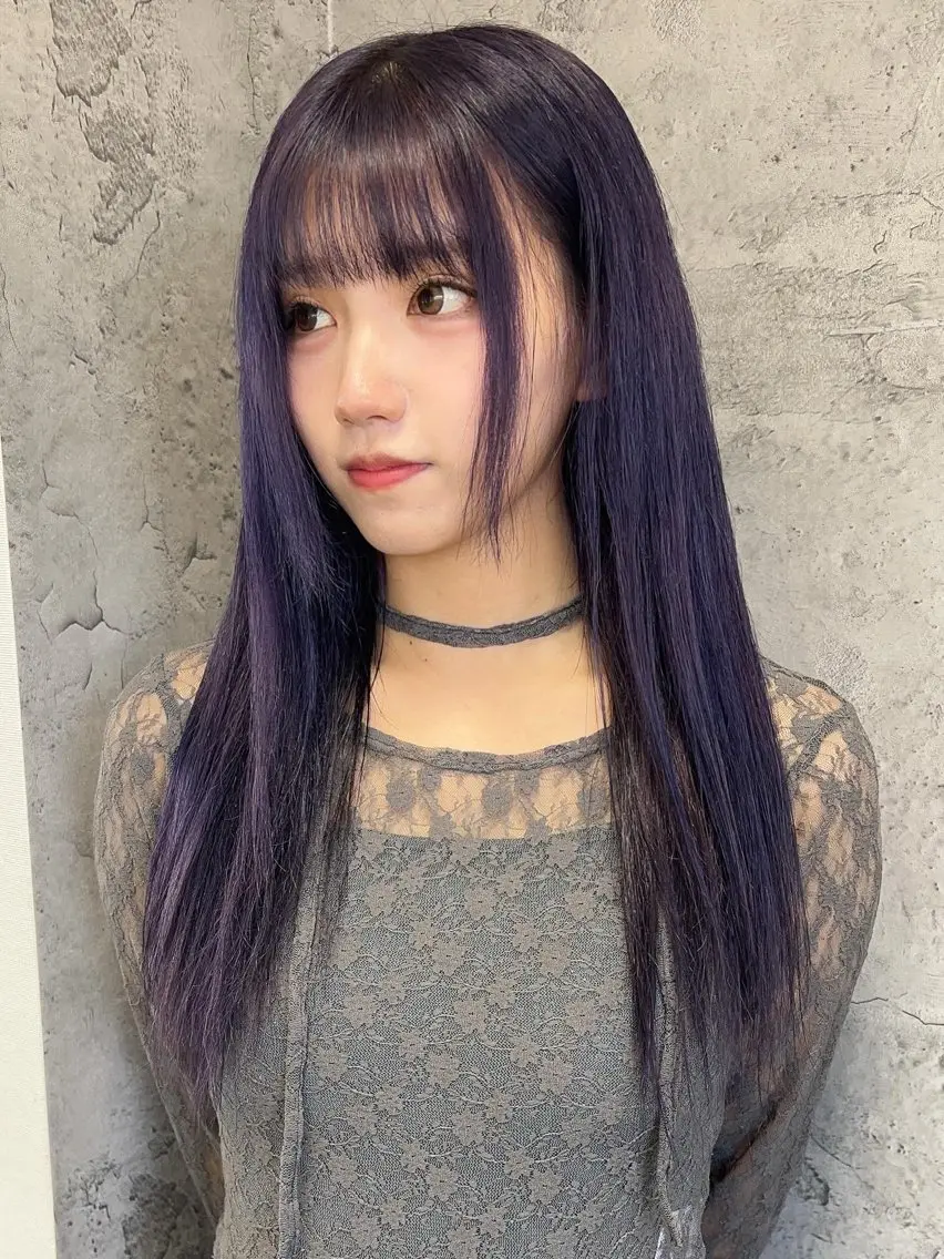 セミロング カラー ブリーチ ayaka🫧 梅田ダブルカラーのヘアスタイル