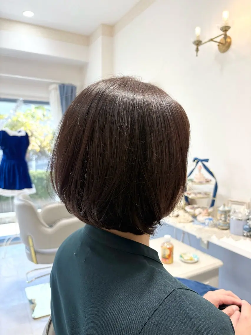 ショート カラー アッシュ ベージュカラー グラデーションカラー ボブ 顔周りカット MASUMI／ 川西能勢口LUMIAのヘアスタイル