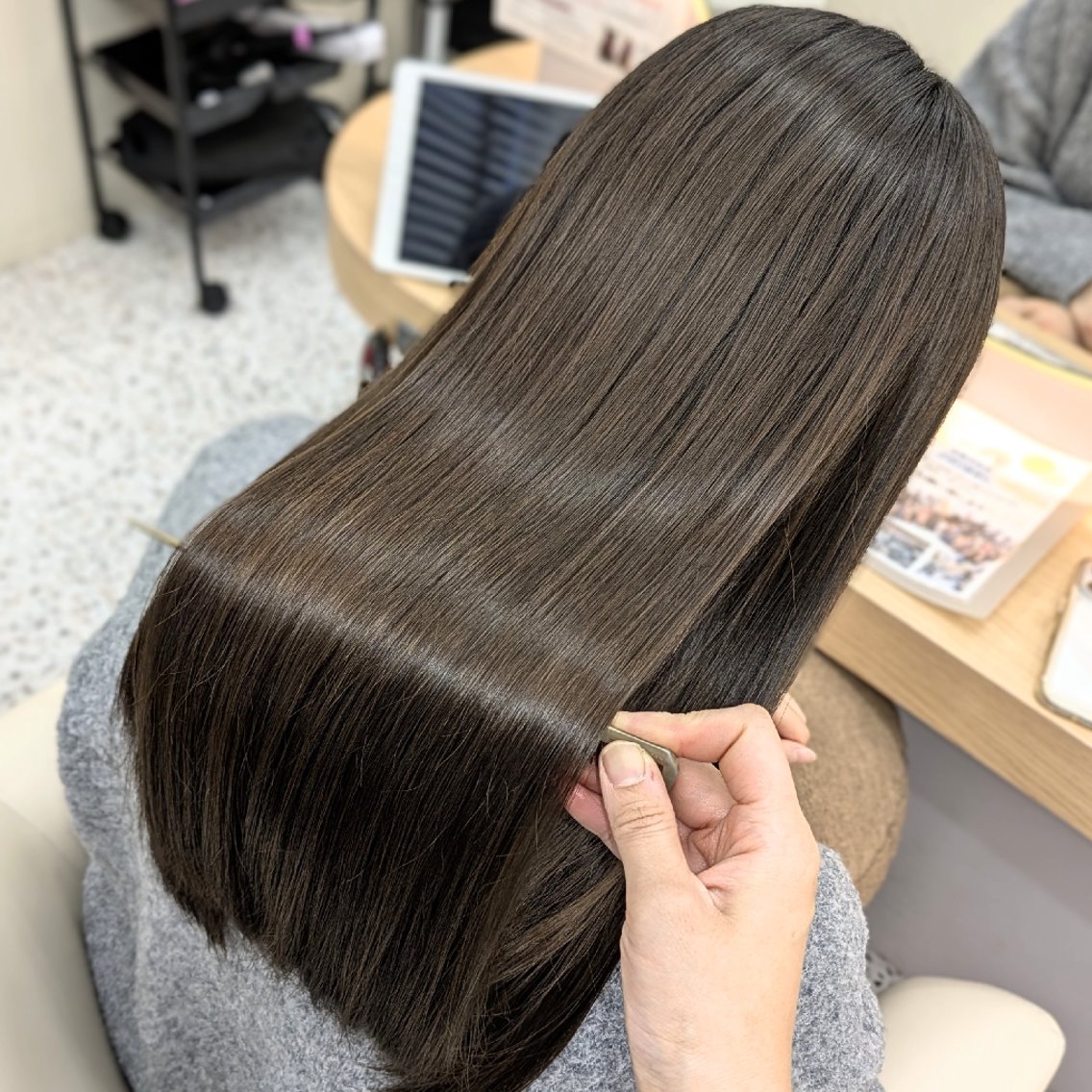 セミロング 🌻 銀座水素ケア 🌻 只腰 花のヘアスタイル