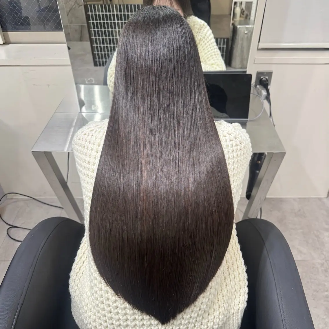 セミロング カット ヘアカラー トリートメント 🕊️ナチュラル盛れ 韓国風艶髪/マホ🫧のヘアスタイル