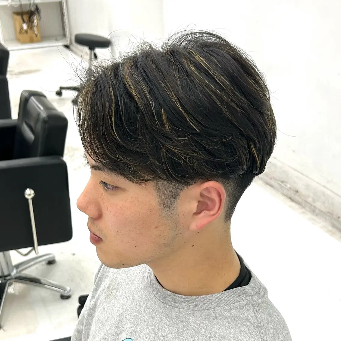 【イメージチェンジ⭐️】メンズカット+メッシュキャップハイライト+カラーの写真
