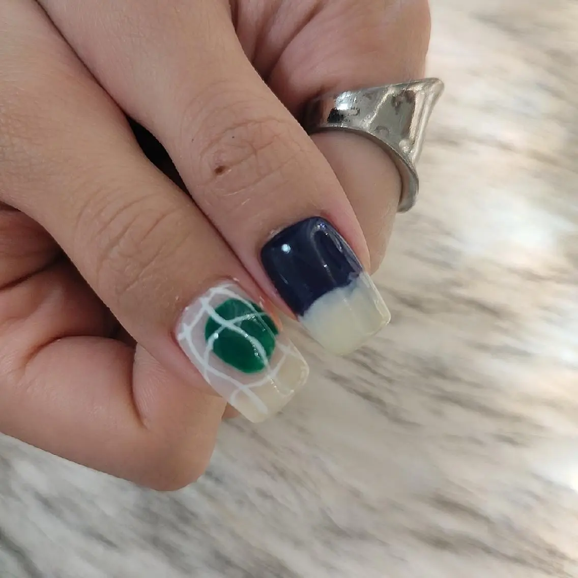 ネイル ハンドネイル RUNWAY 　　のネイルデザイン