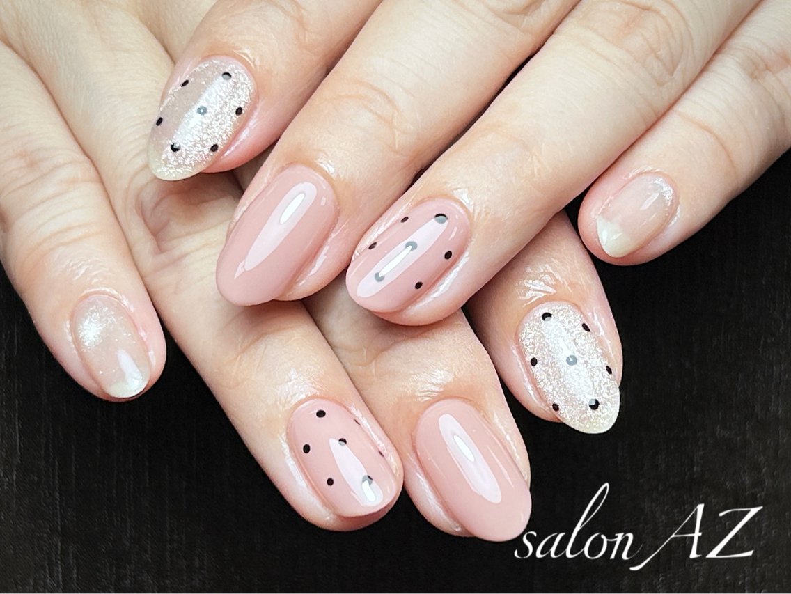 ネイル アートネイル フットネイル フレンチネイル マグネットネイル 持ち込み ハンドネイル salonAZ Miaのネイルデザイン