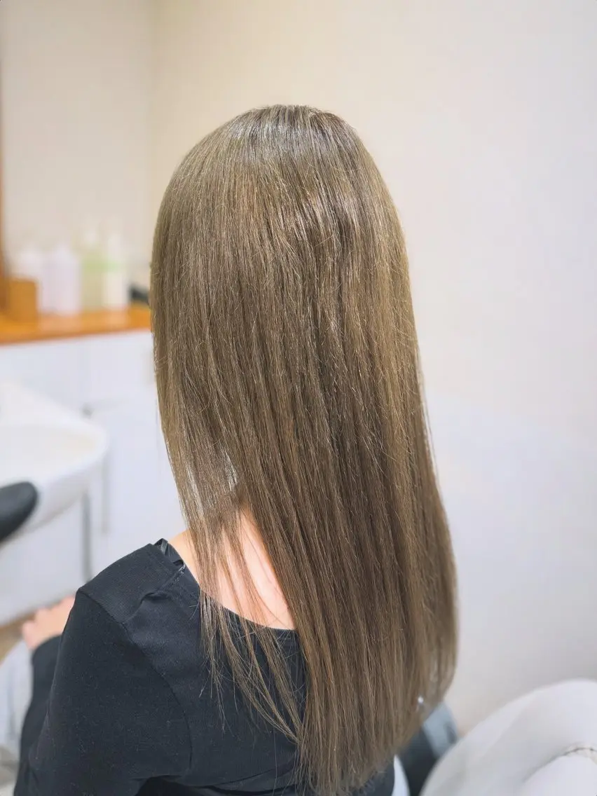 ロング カラー ベージュカラー 透明感カラー オリーブベージュ koki ♣️モデル募集のヘアスタイル