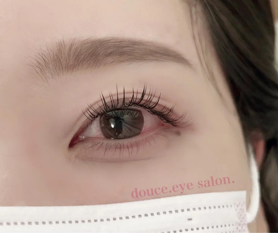 マツエク・マツパ マツエク mes yeux eye salon.の眉毛・アイブロウイメージ