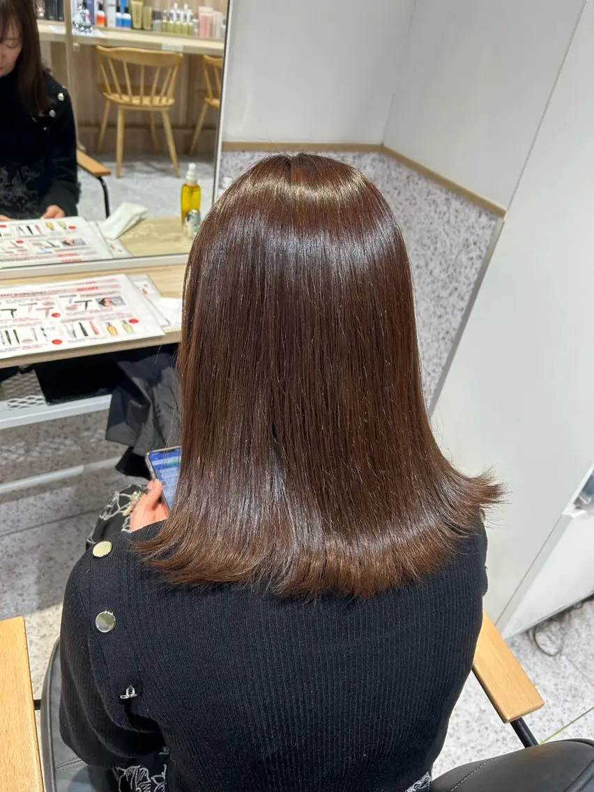 カラー ダブルカラー イヤリングカラー ハイトーンカラー インナーカラー 髪質改善 ヘアカラー ♡ハイトーン★ ネイル/しの♡のヘアスタイル