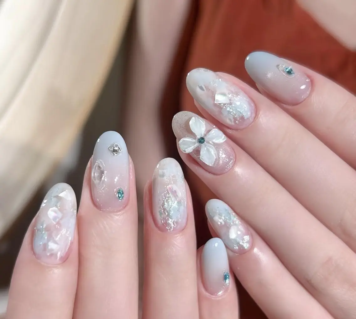 ネイル ハンドネイル エリ🫧 nail池袋東口のネイルデザイン