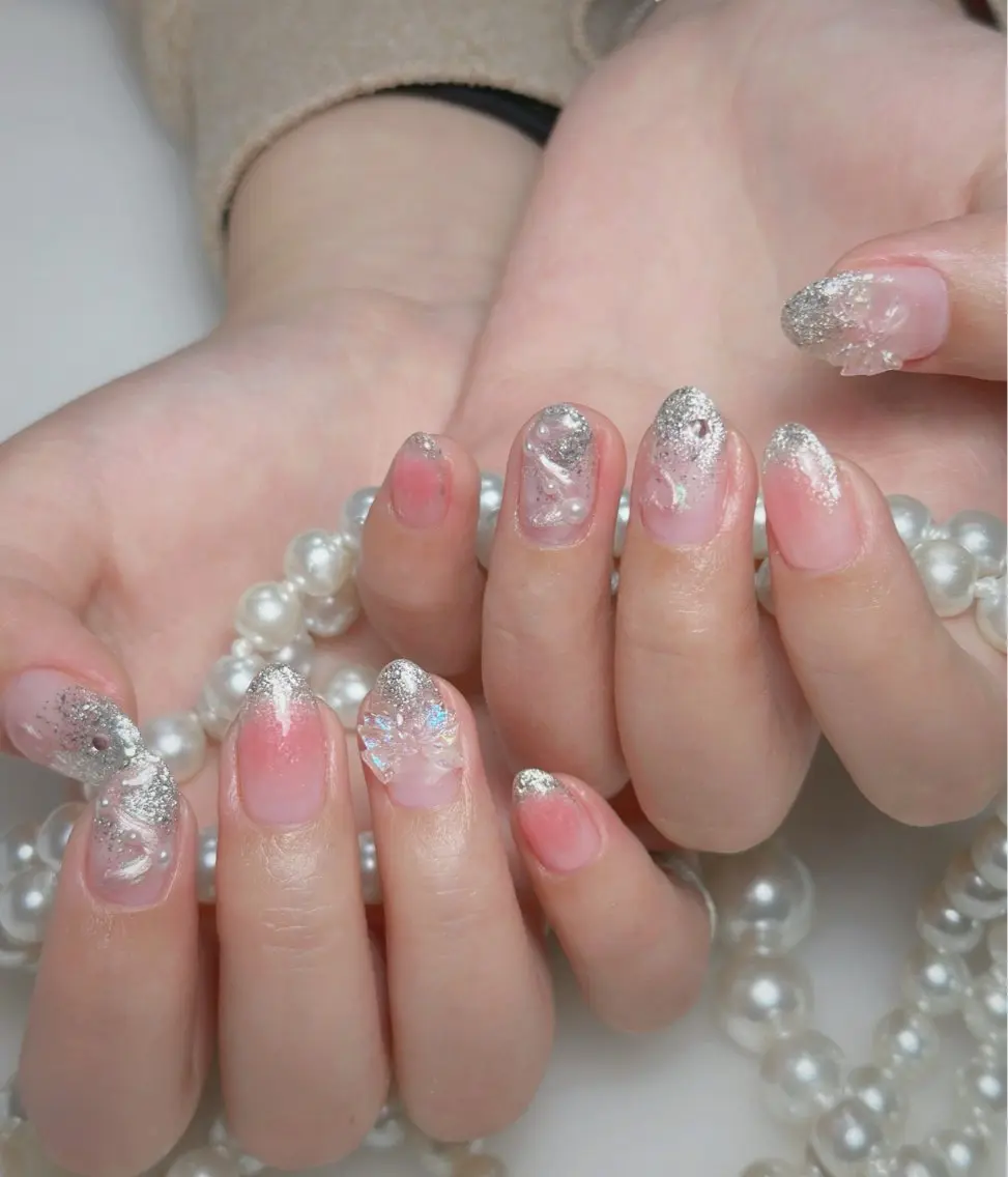 ネイル オーロラネイル 長さ出し フットネイル 韓国ネイル ラメ(グリッター) 👍thumbs up nail👍のネイルデザイン