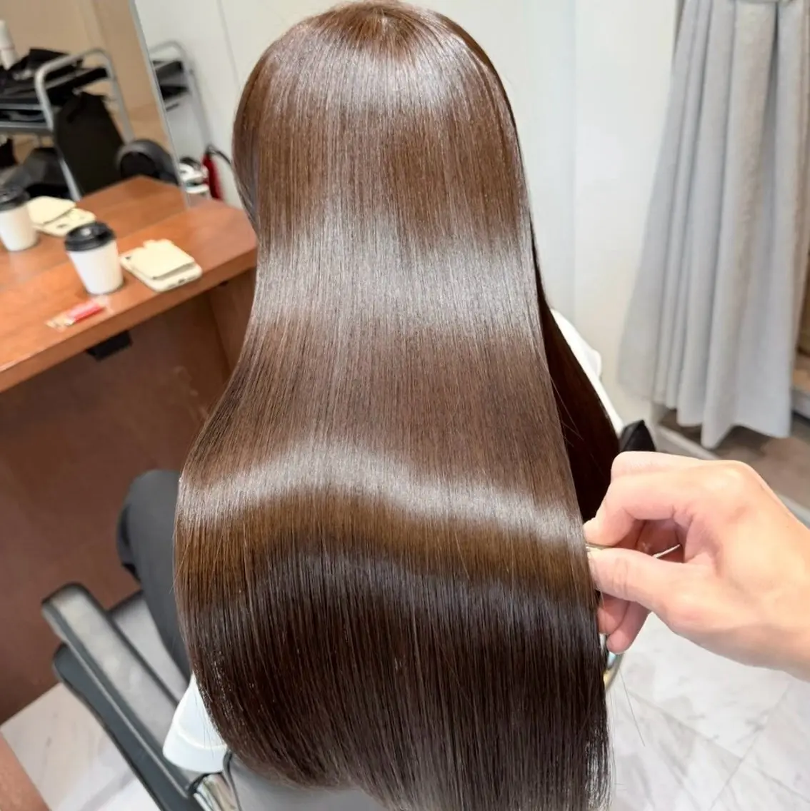 ロング 川邉 莉子のヘアスタイル