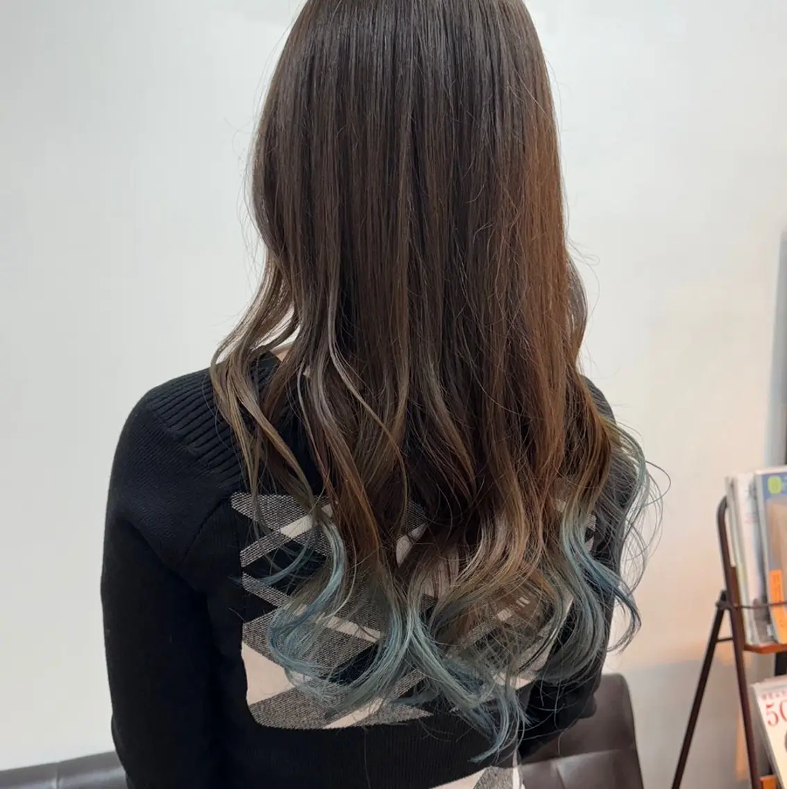 ロング カラー ブルーカラー ロング 安岡美咲✂︎ 艶カラー/髪質改善のヘアスタイル