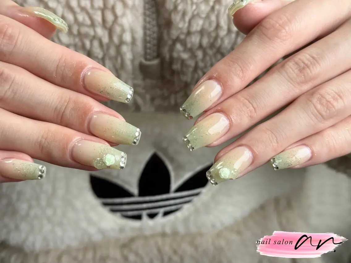 ネイル 持ち込み nailsalon ar.のネイルデザイン