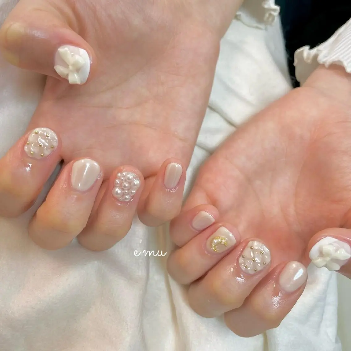 ネイル フレンチネイル ガーリー リボン nail salon e'mu💐のネイルデザイン