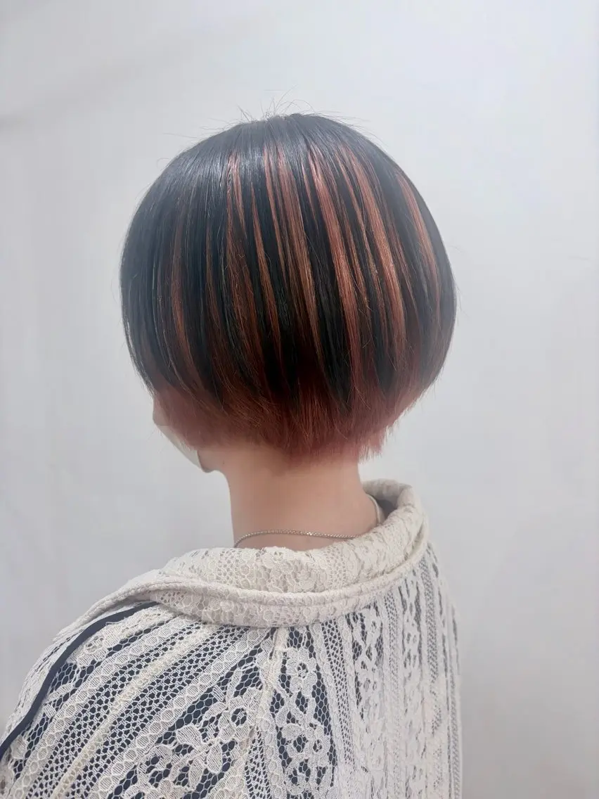 カラー mopa ayaneのヘアスタイル