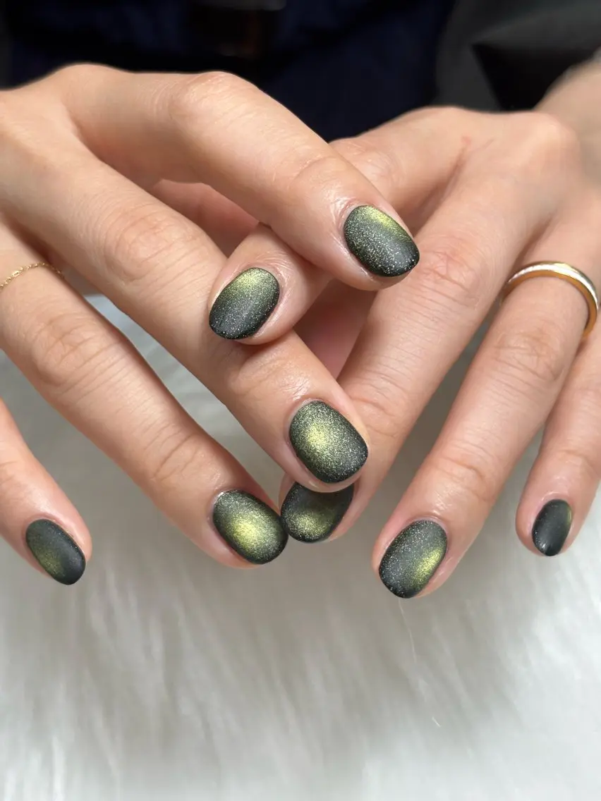 ネイル ジェルネイル キラキラネイル ロングネイル マグネットネイル 持ち込み ハンドネイル Sully Nail  Labのネイルデザイン