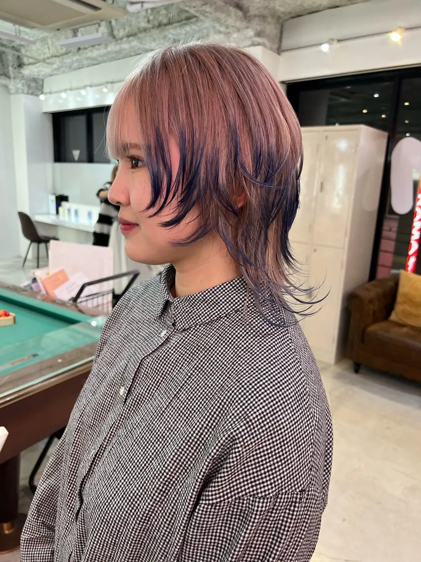 セミロング 💥ウルフカット デザインあんな💥のヘアスタイル