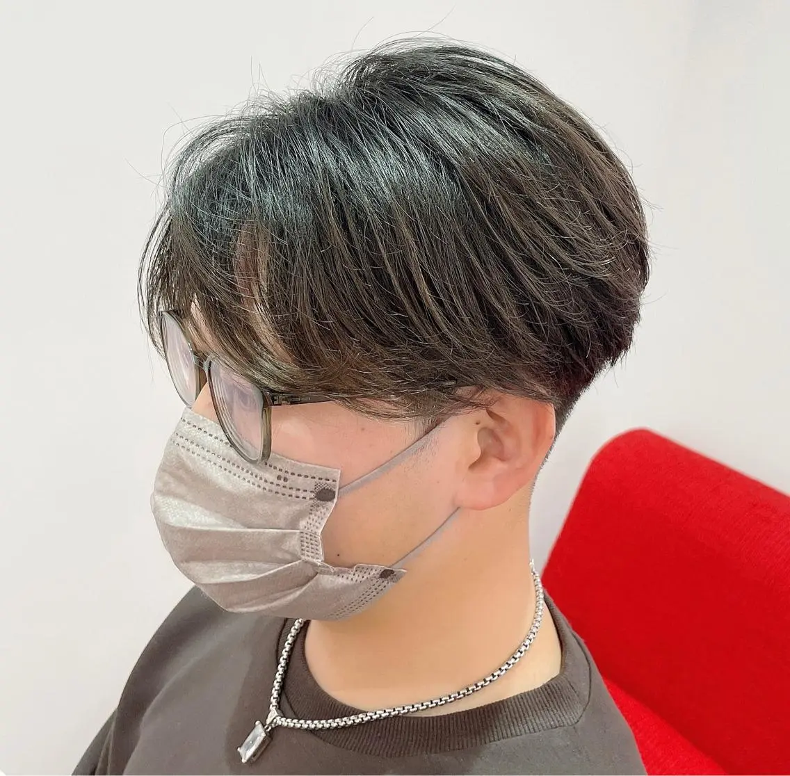 メンズ センターパート 長屋 裕也のヘアスタイル