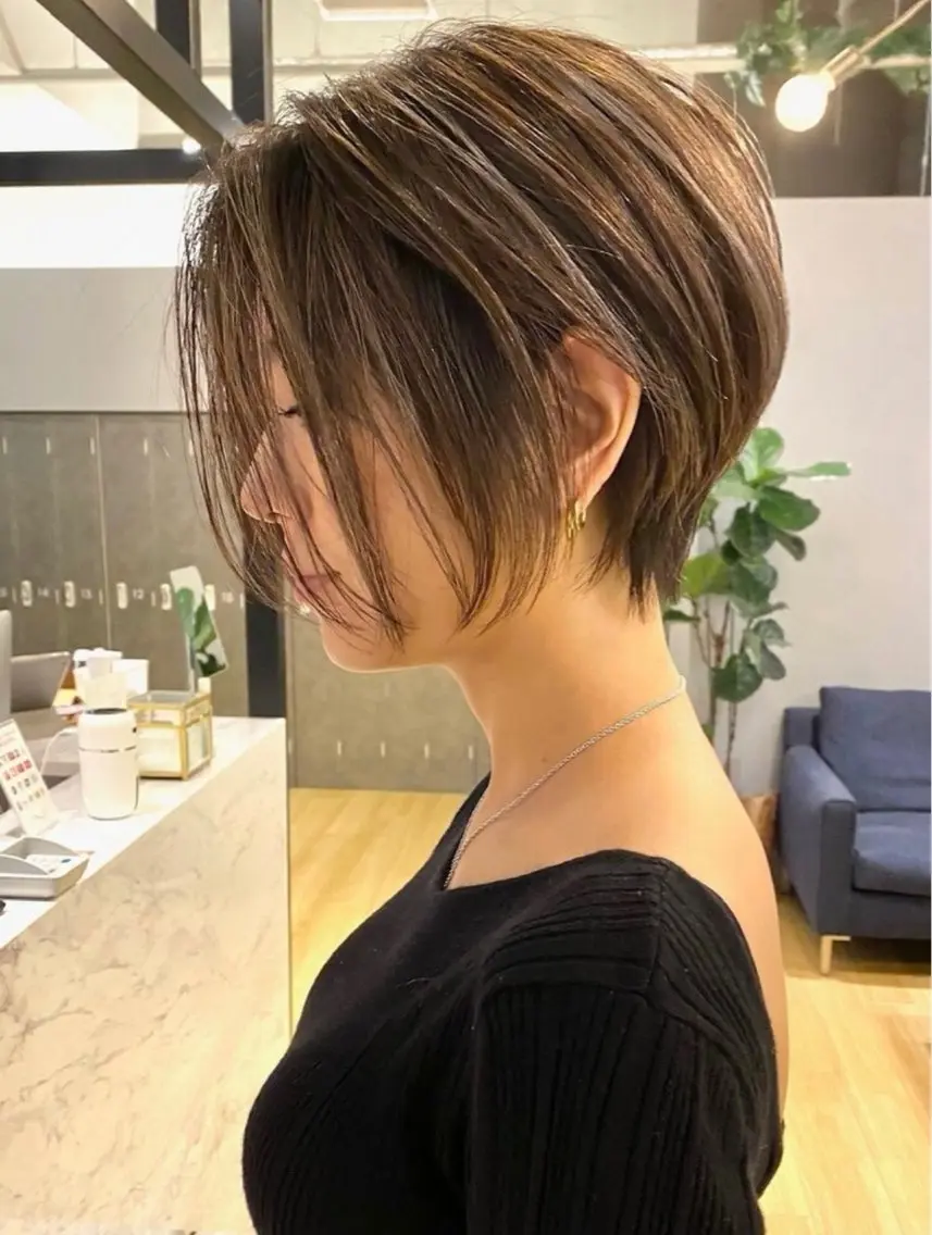ショート ショートボブ ボブ かきあげバング 髪質改善 オン眉 VIEW EHIME 齋藤  あつきのヘアスタイル