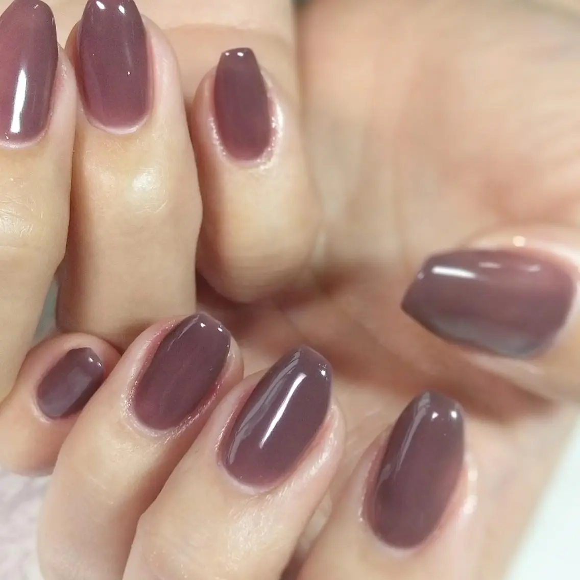 ミディアム ハンドネイル ネイルCUREist 所沢駅徒歩7分のネイルデザイン