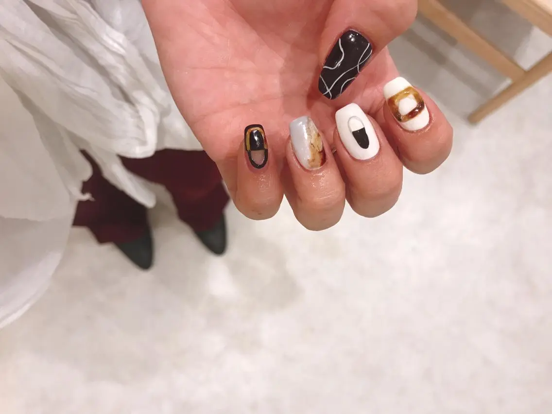 ネイル emunail あやかのネイルデザイン