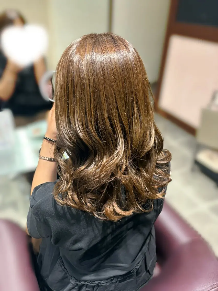 セミロング カラー カット ヘアカラー トリートメント ヘアセット/艶カラー /まつげパーマ/りおのヘアスタイル