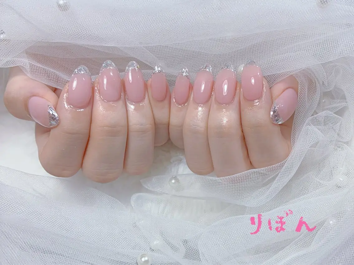 ミディアム 入学式 卒業式のヘアスタイル 韓国風ヘア ハンドネイル りぼん Re:Bonrのネイルデザイン