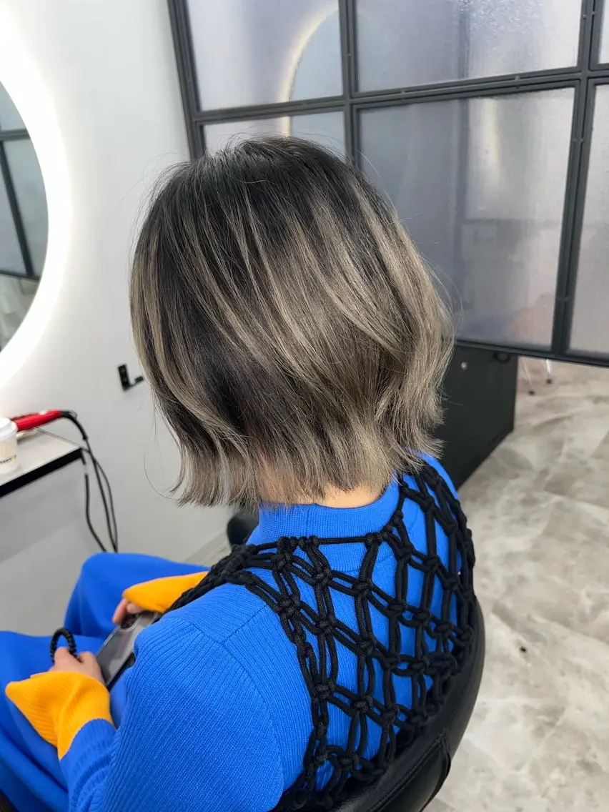 ミディアム ヘアカラー トリートメント Uno. 本気で ヘアに悩む方へ✨のヘアスタイル