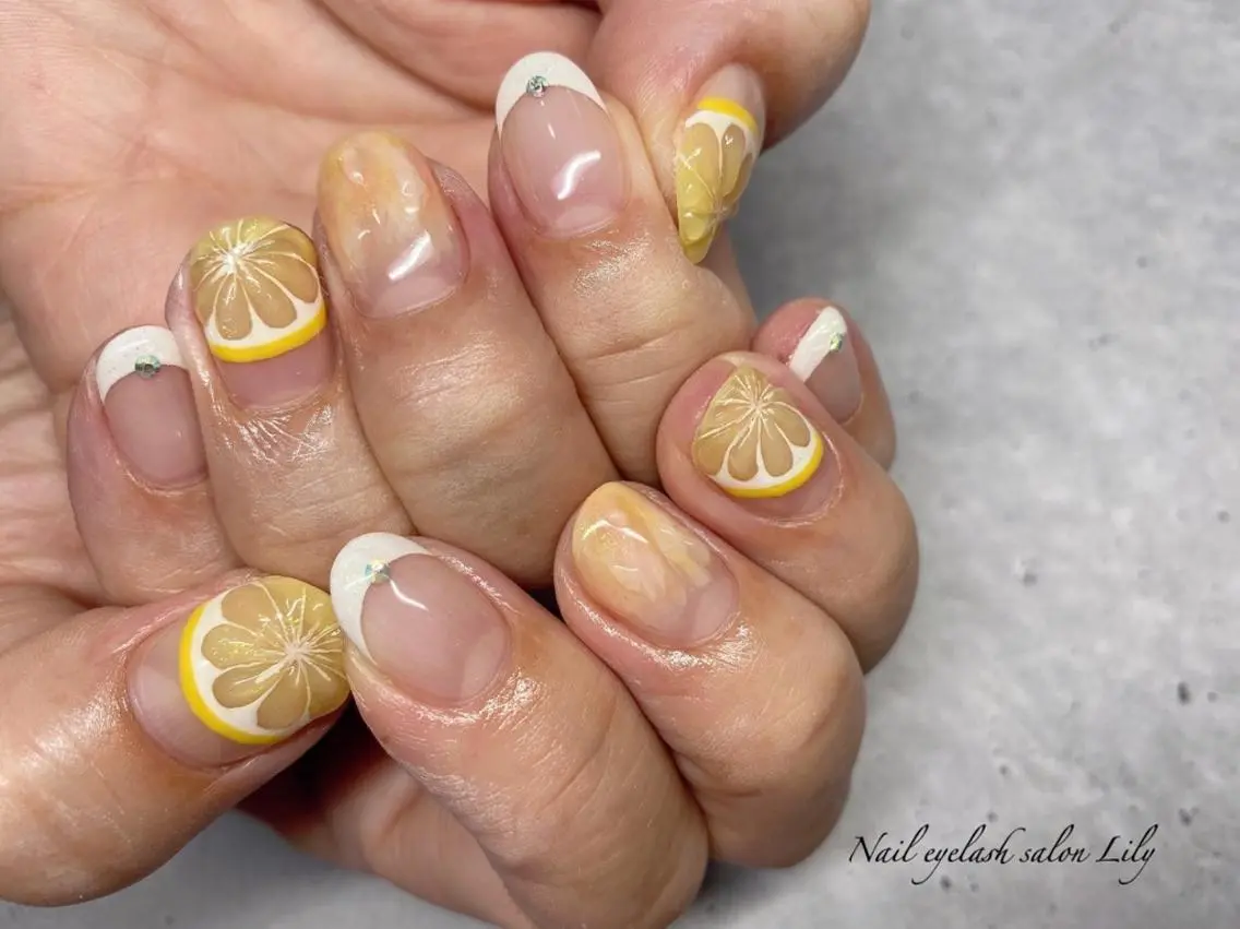 ネイル フレンチネイル ジェルネイル nail Lilyのネイルデザイン