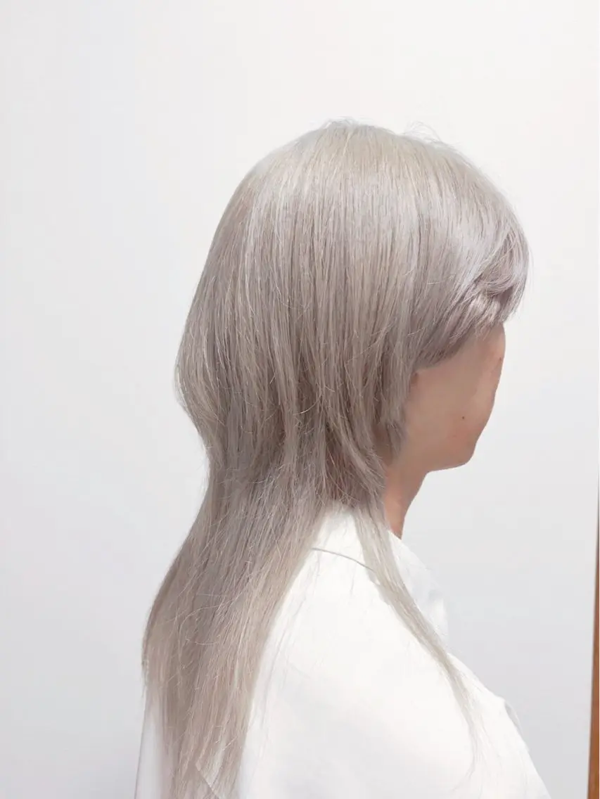 セミロング カラー メンズ メンズブリーチ メンズ韓国風 メンズウルフカット ベージュカラー ブリーチ ヘアカラー ブリーチෆ‪ハイトー ンカラー☾runaのヘアスタイル