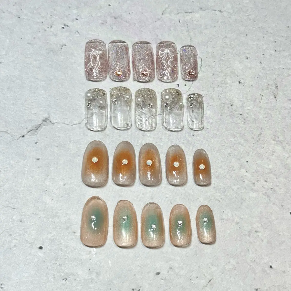 ネイル ハンドネイル chika .のネイルデザイン