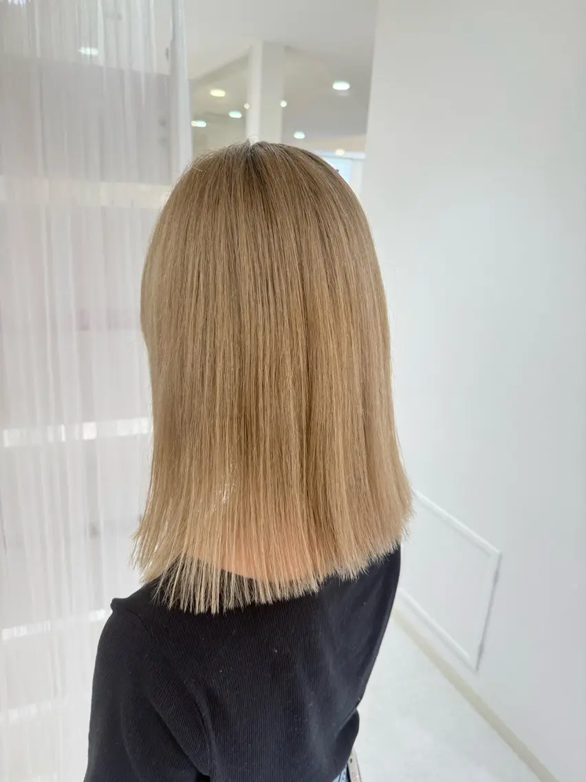 ミディアム ボブ AFLOAT 田中みのりのヘアスタイル