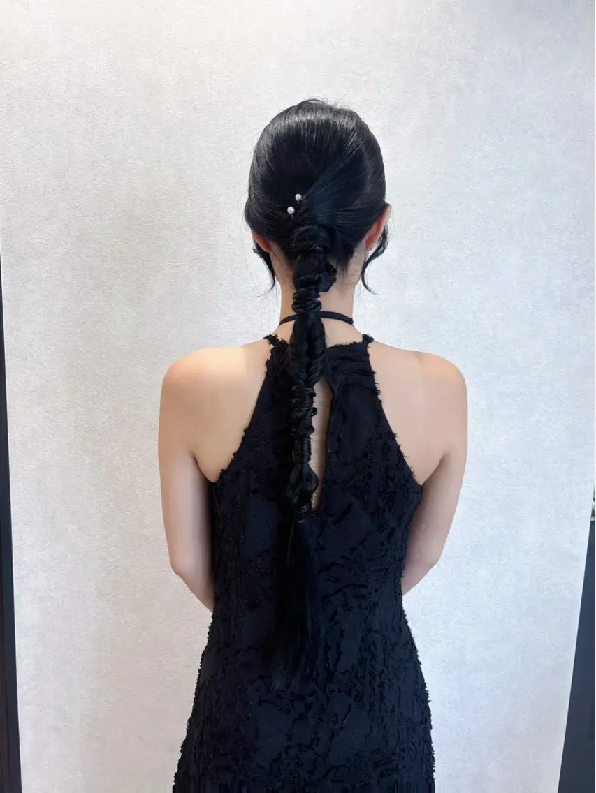 ロング KOE 表参道 もなのヘアスタイル