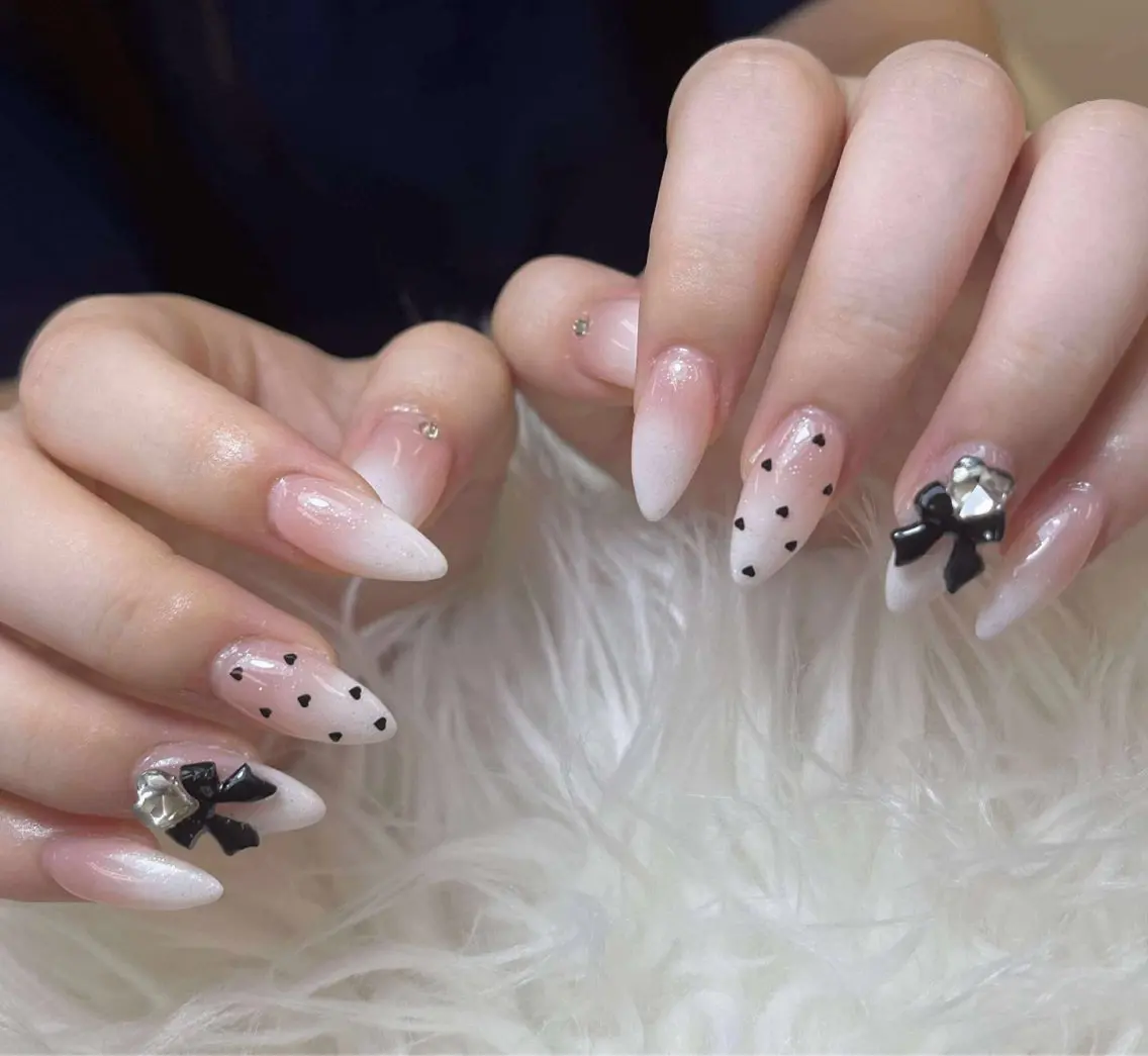 ネイル ハンドネイル ANH NAIL ゴテゴテ専門店💎のネイルデザイン