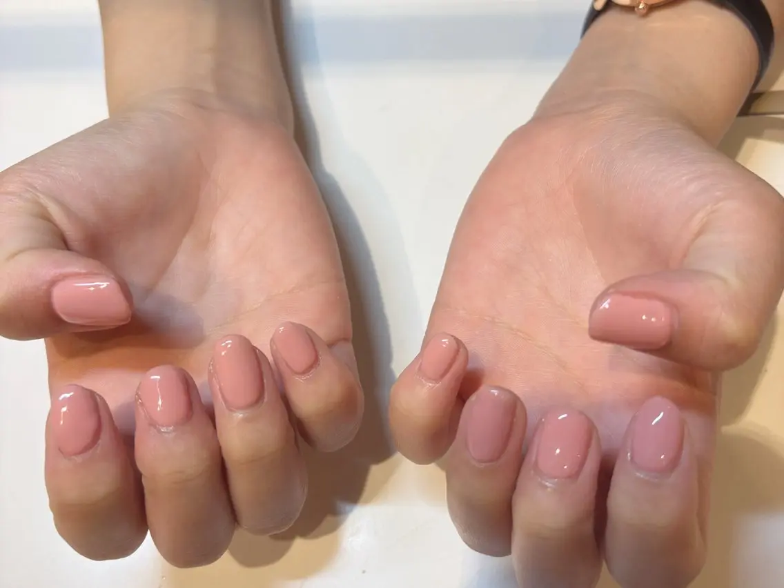 ネイル ジェルネイル ワンカラーネイル パラジェル ハンドネイル nailsalon coffret布施店のネイルデザイン