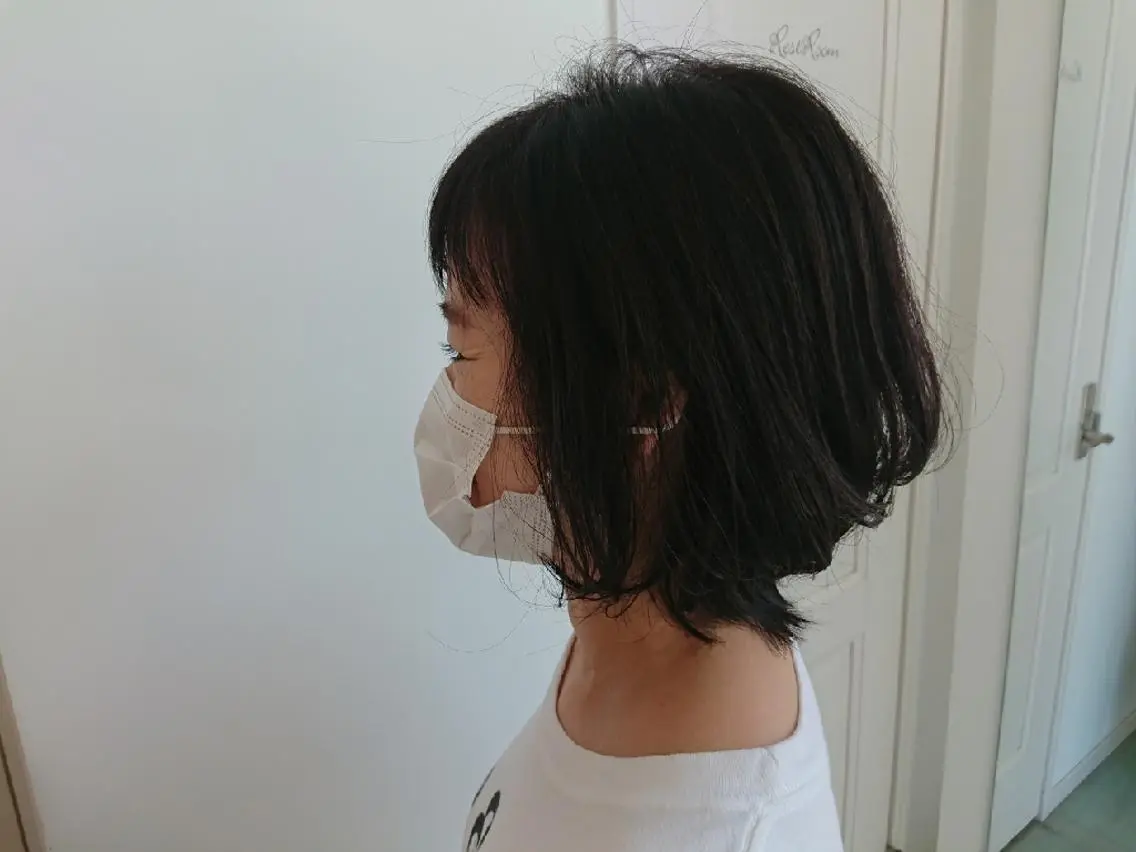 ミディアム ボブ ウルフカット カット ヘアカラー 鈴木 翠のヘアスタイル
