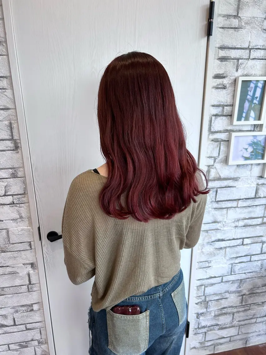 セミロング カラー 廣瀬 美月のヘアスタイル
