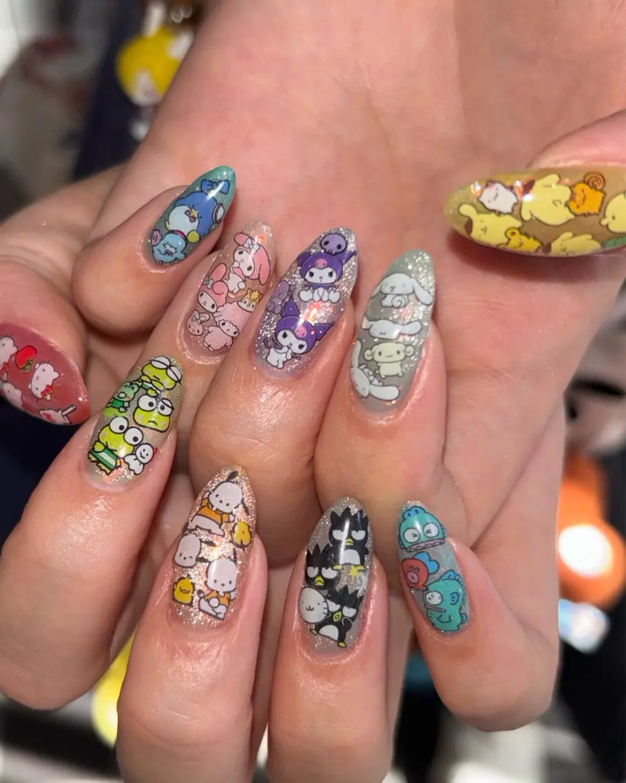 ネイル 持ち込み ハンドネイル 🪐富島彩夏 /海外nail🪐のネイルデザイン