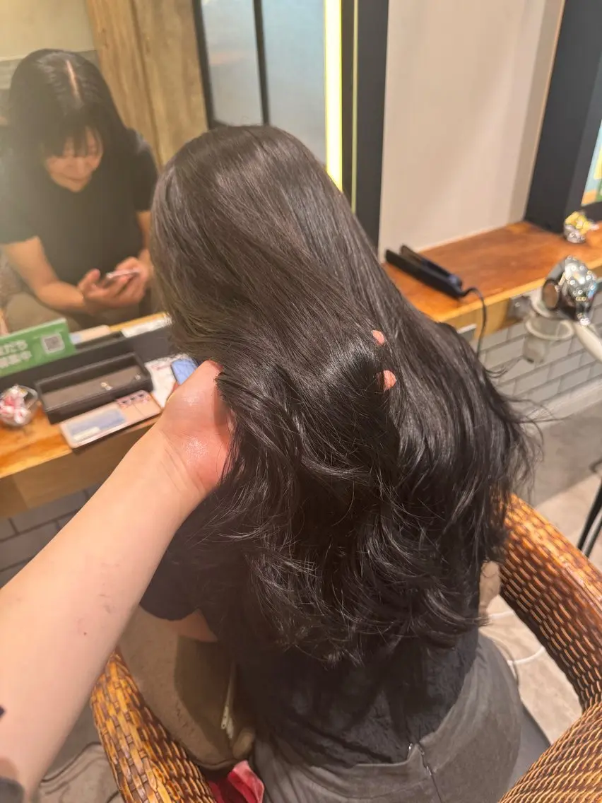 ロング カラー 暖色カラー🤎Red Neo meiのヘアスタイル