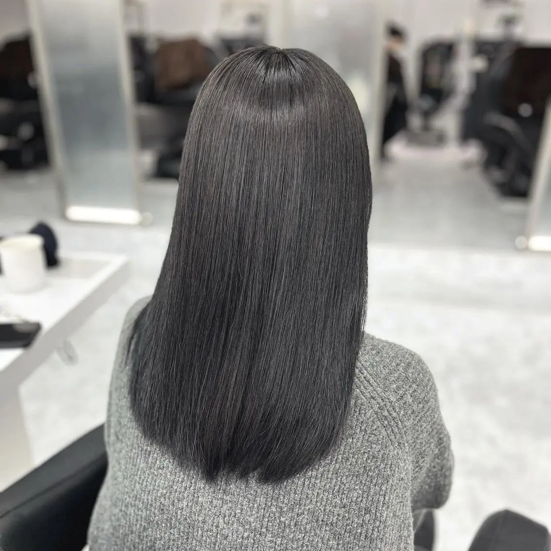 セミロング カット ヘアカラー 縮毛矯正 カット💜モデル募集 アカデミー札幌のヘアスタイル